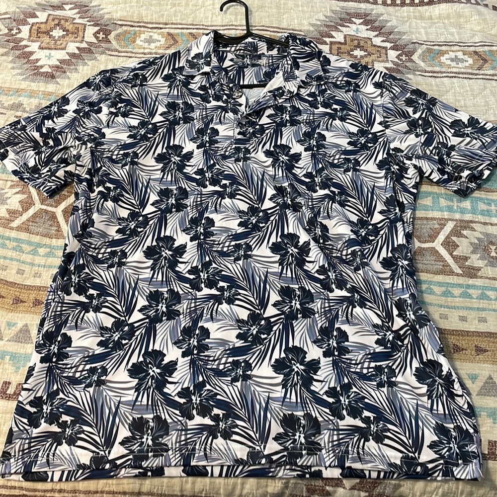 Ariat Tek polo. Large